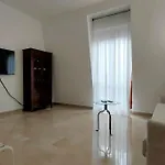 Shark - Posto Auto E Wi-fi Civitanova Marche