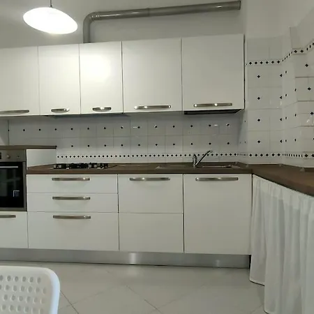Shark - Posto Auto E Wi-fi Apartment