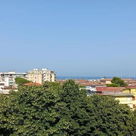 Shark - Posto Auto E Wi-fi Διαμέρισμα *